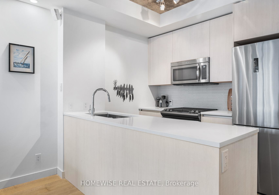 111-bathurst-street-toronto-ontario-c12795230