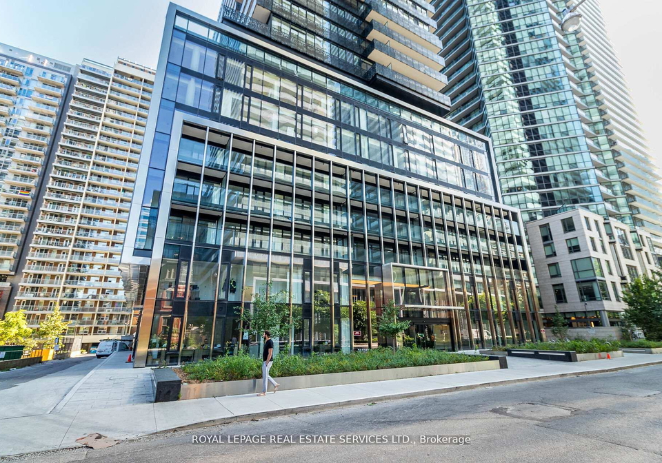 55-charles-street-e-toronto-ontario-c12795284