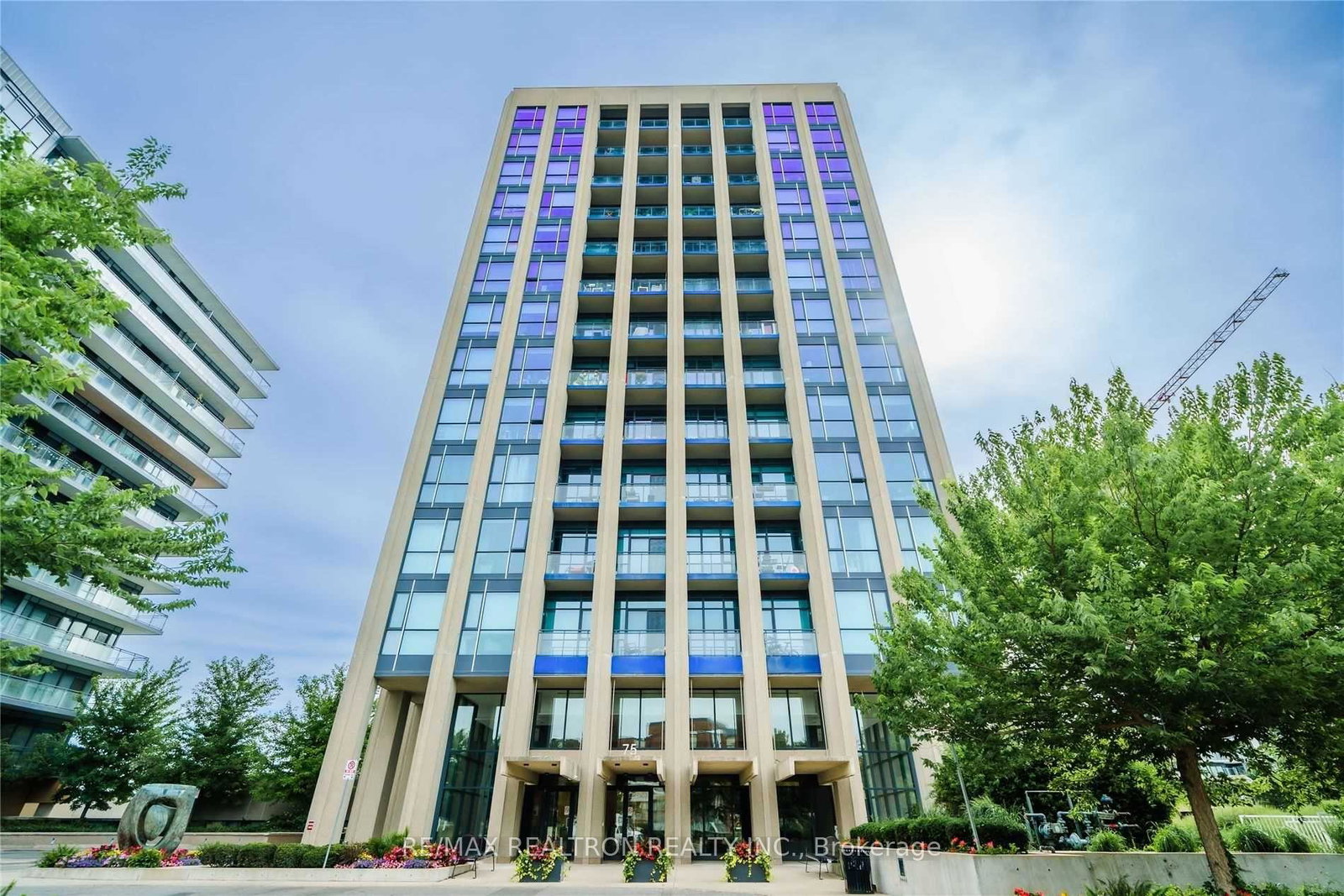 75-the-donway-w-north-york-ontario-c12795866