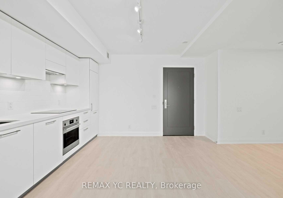 33-w-frederick-todd-way-east-york-ontario-c12795878