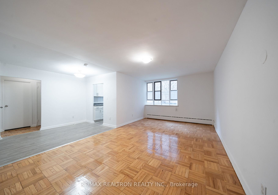 77-erskine-avenue-toronto-ontario-c12795906