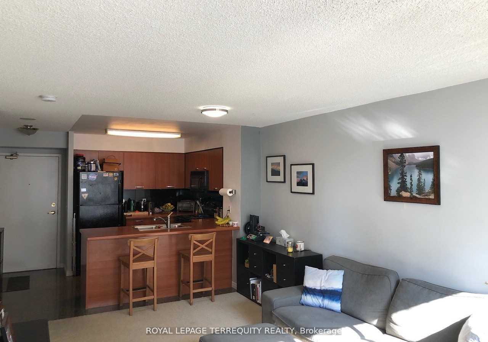 55-harrison-garden-boulevard-north-york-ontario-c12795978