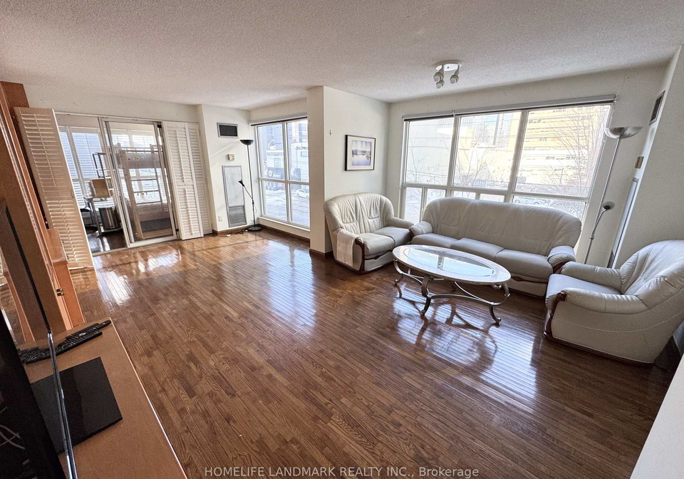 18-hollywood-avenue-north-york-ontario-c12796184