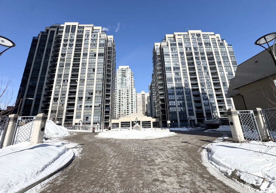 18-hollywood-avenue-north-york-ontario-c12796184