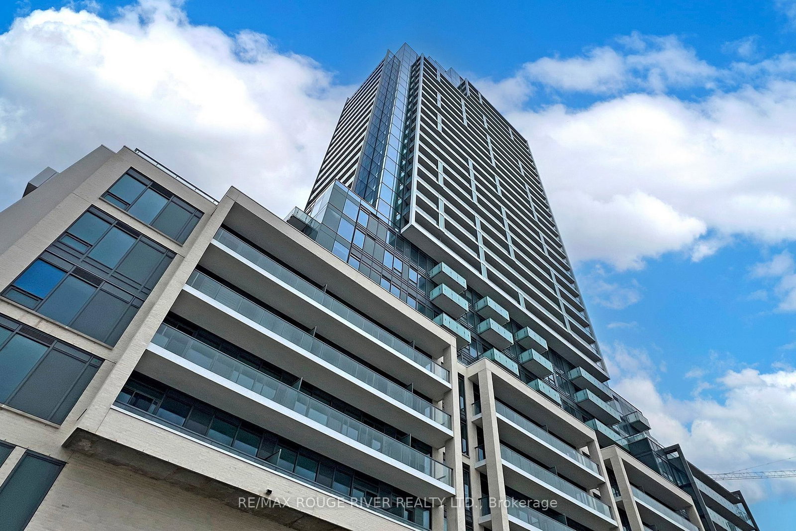 7-golden-lion-heights-north-york-ontario-c12796202