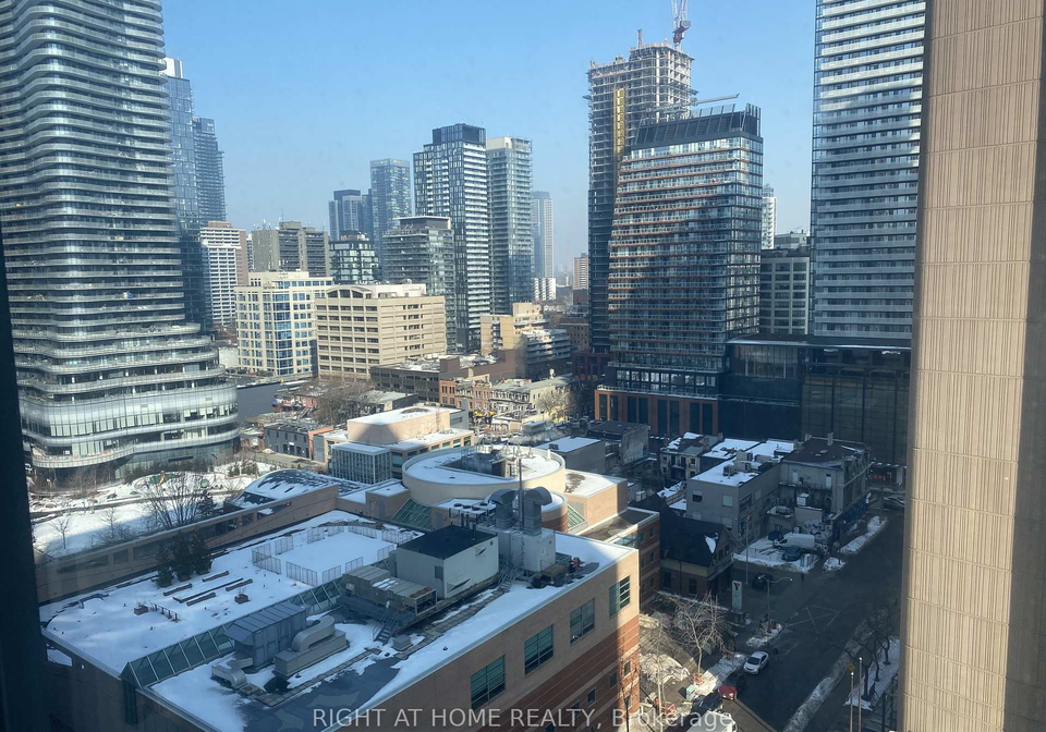 37-grosvenor-street-toronto-ontario-c12796218