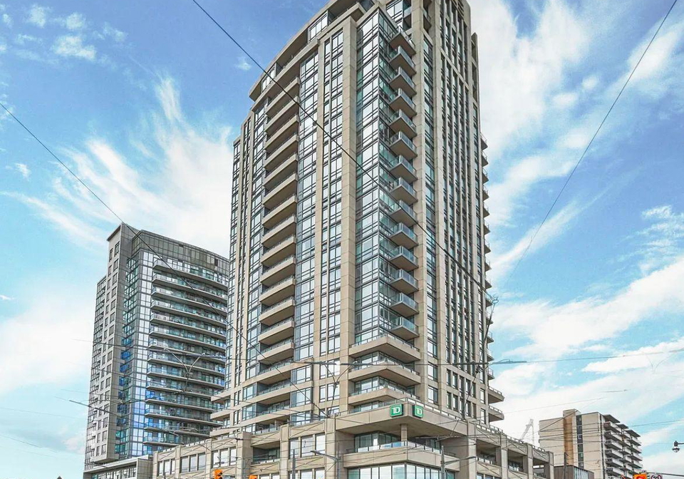 500-st-clair-avenue-w-toronto-ontario-c12796268