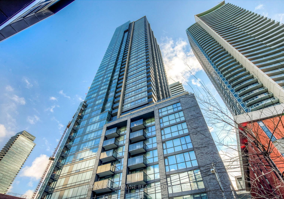 295-adelaide-street-w-toronto-ontario-c12796316