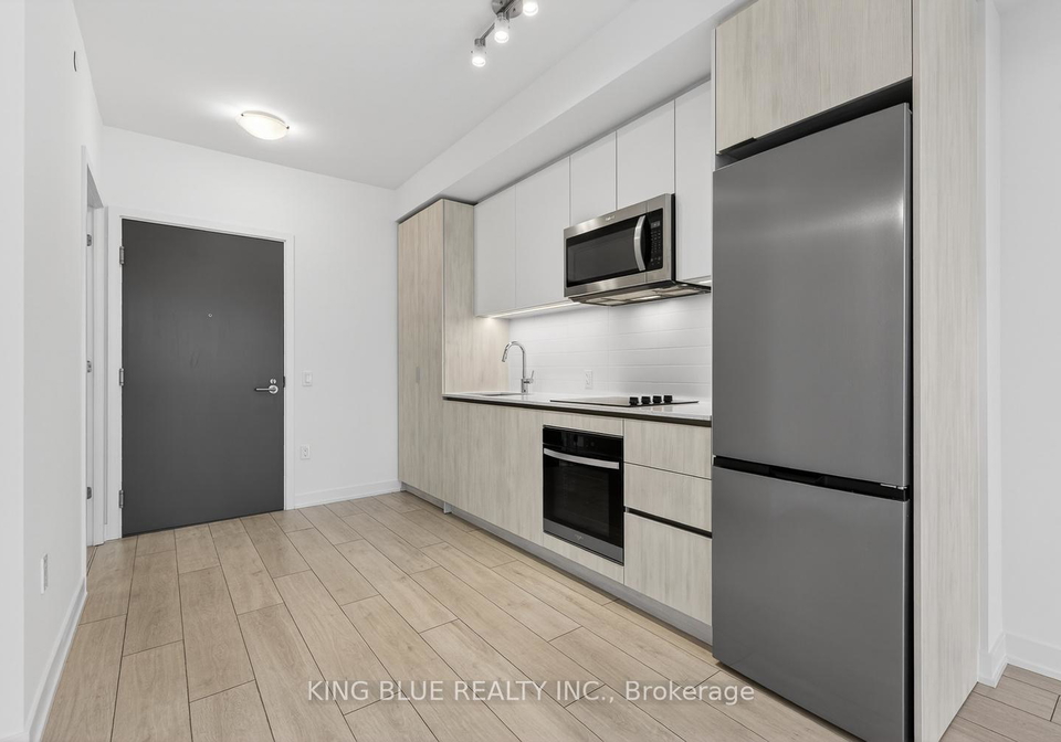 5858-yonge-street-toronto-ontario-c12796338