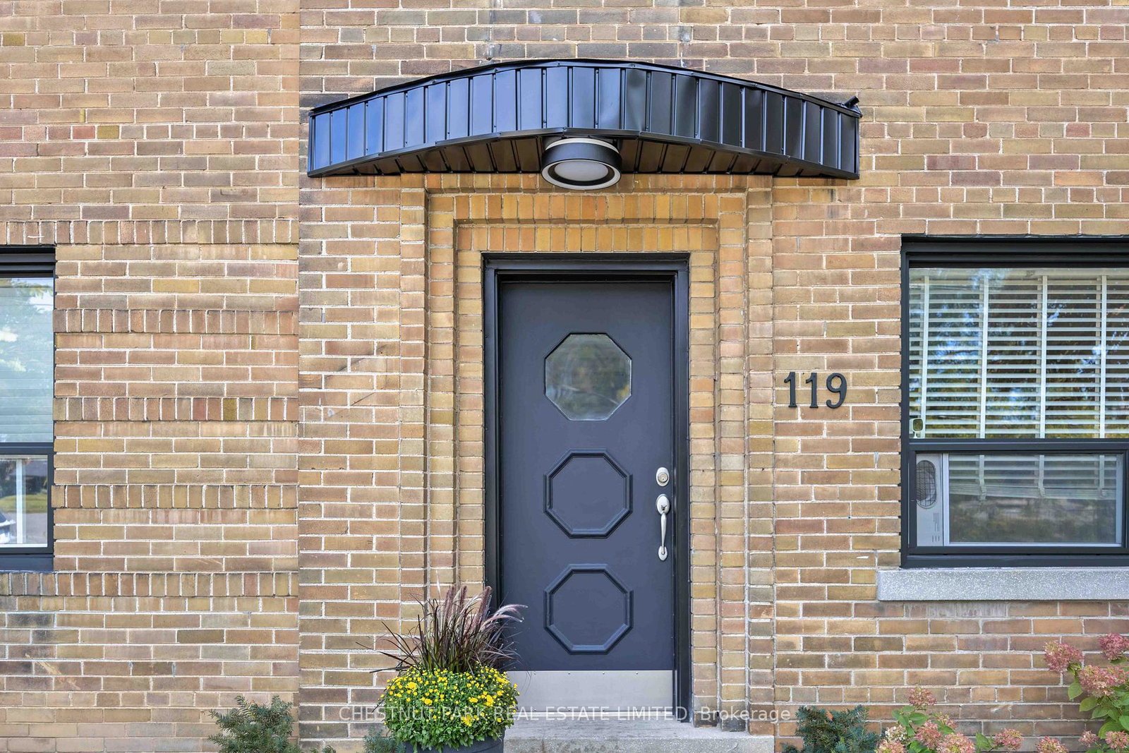 121-cheritan-avenue-toronto-ontario-c12796366