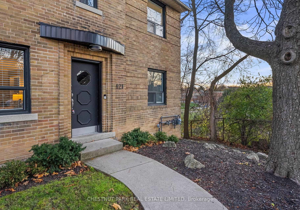 121-cheritan-avenue-toronto-ontario-c12796366