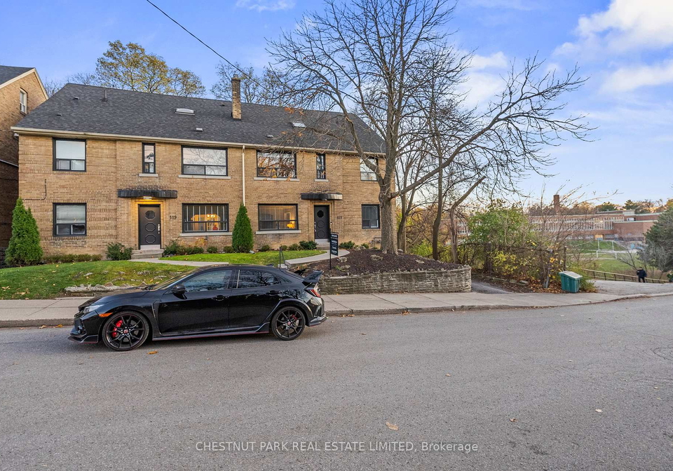 121-cheritan-avenue-toronto-ontario-c12796366