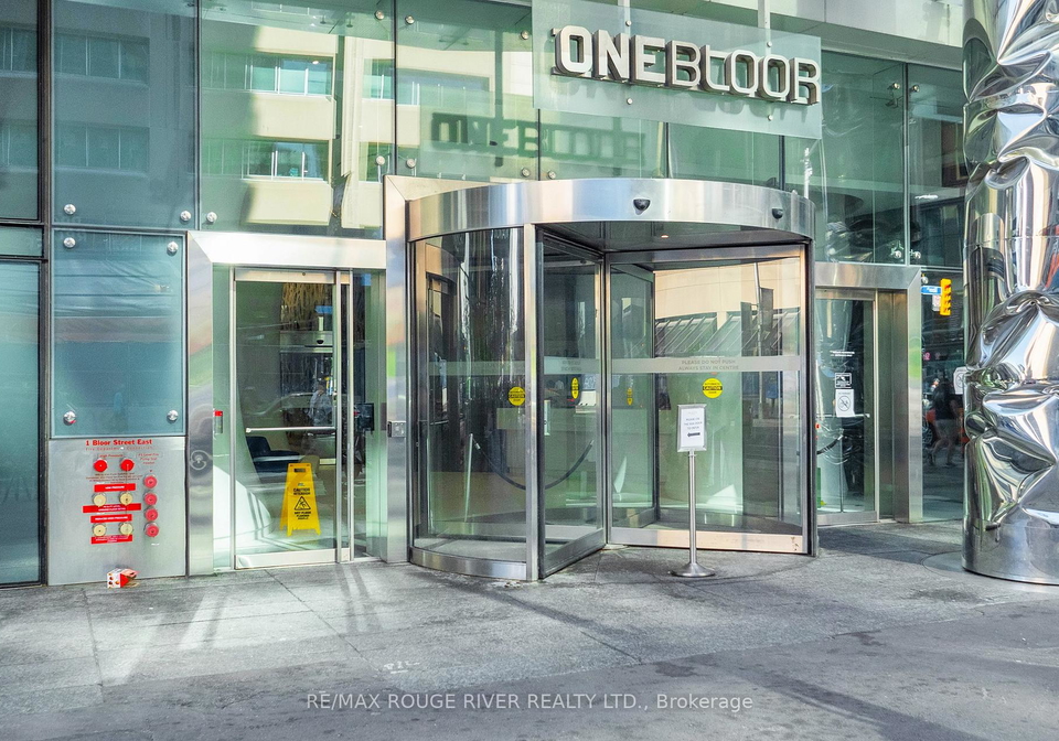 1-bloor-street-e-toronto-ontario-c12796508