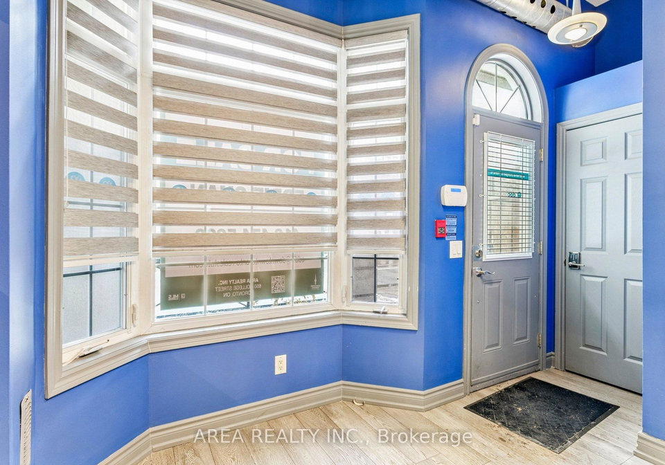 101-mccaul-street-toronto-ontario-c12796640