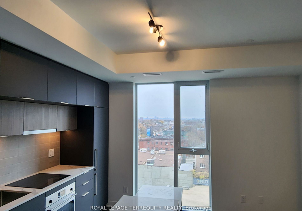 185-alberta-avenue-toronto-ontario-c12796712