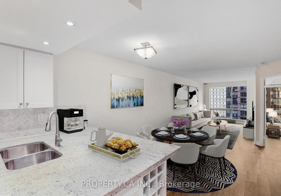 1001-bay-street-toronto-ontario-c12796832