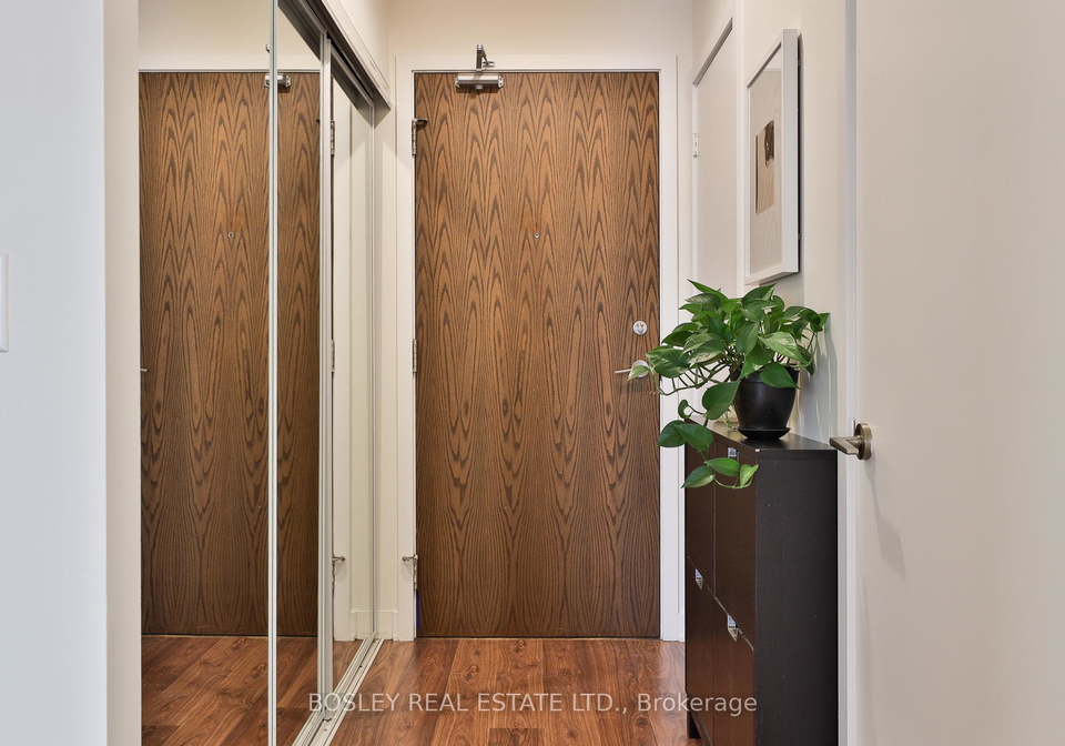260-sackville-street-toronto-ontario-c12796954