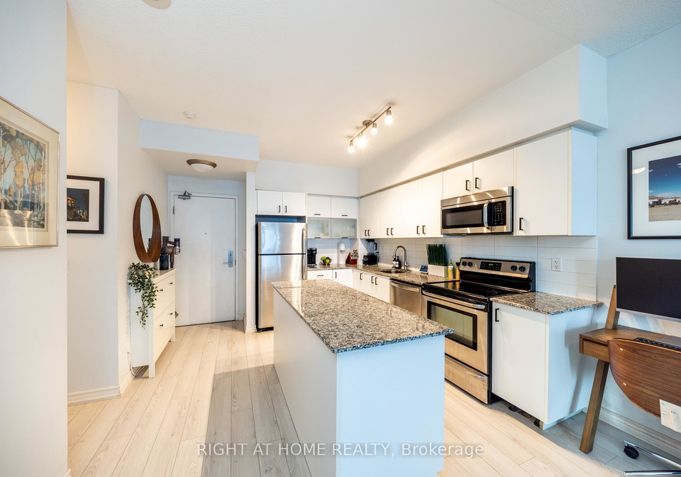 55-east-liberty-street-toronto-ontario-c12796964