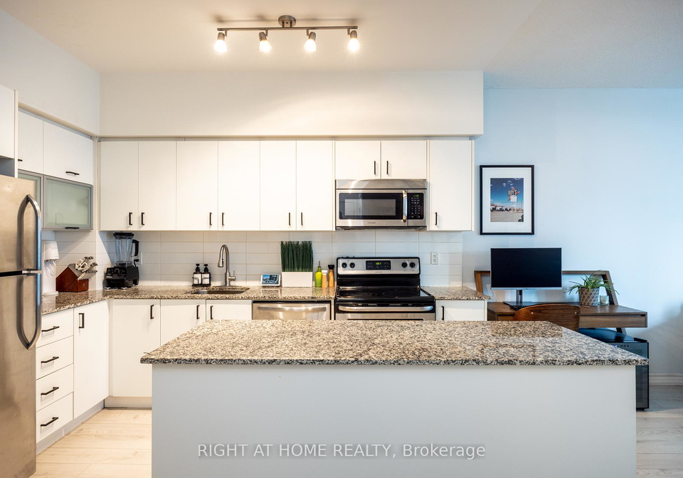55-east-liberty-street-toronto-ontario-c12796964