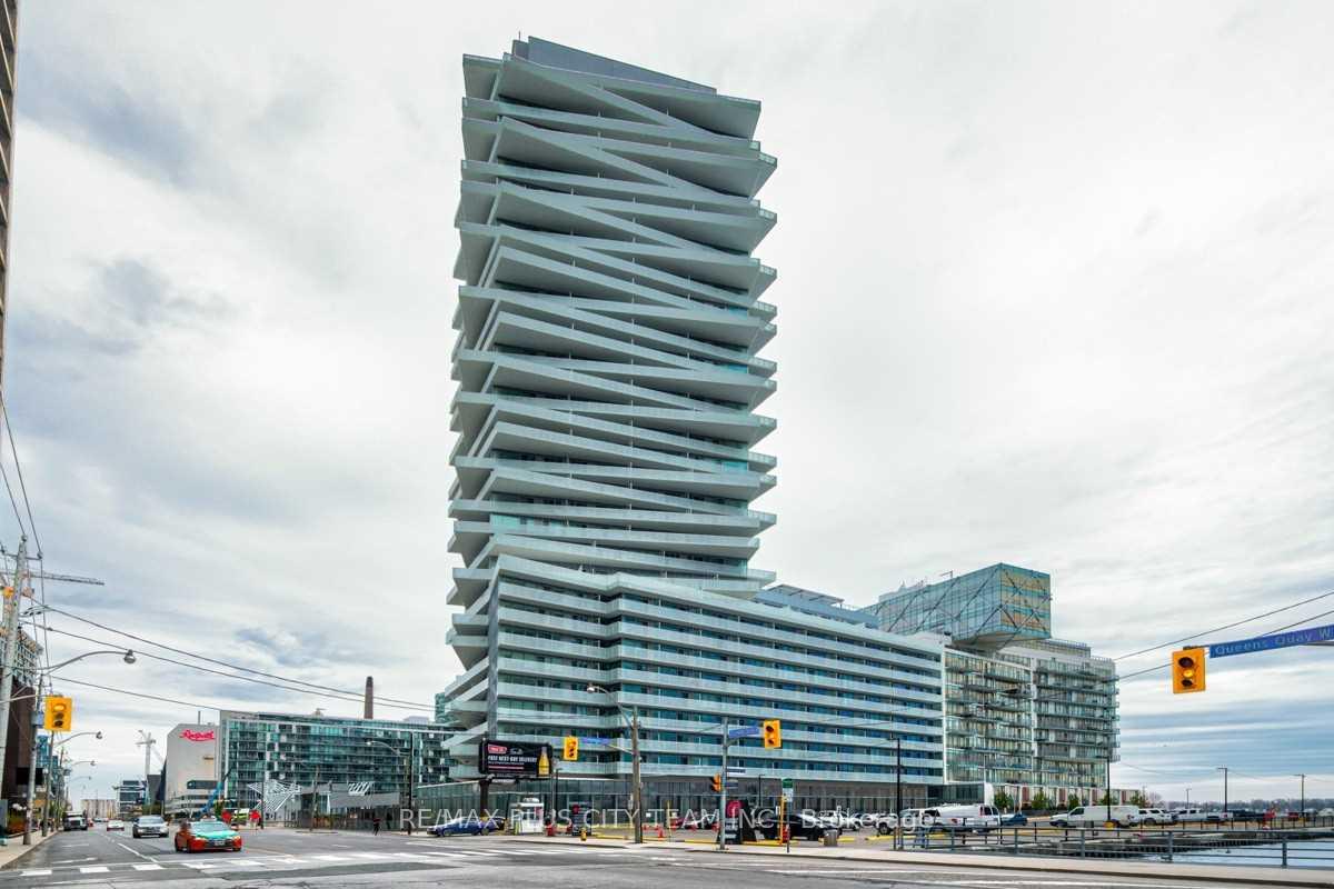 15-queens-quay-e-toronto-ontario-c12796974