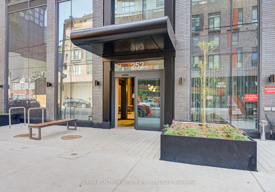 252-church-street-toronto-ontario-c12797024