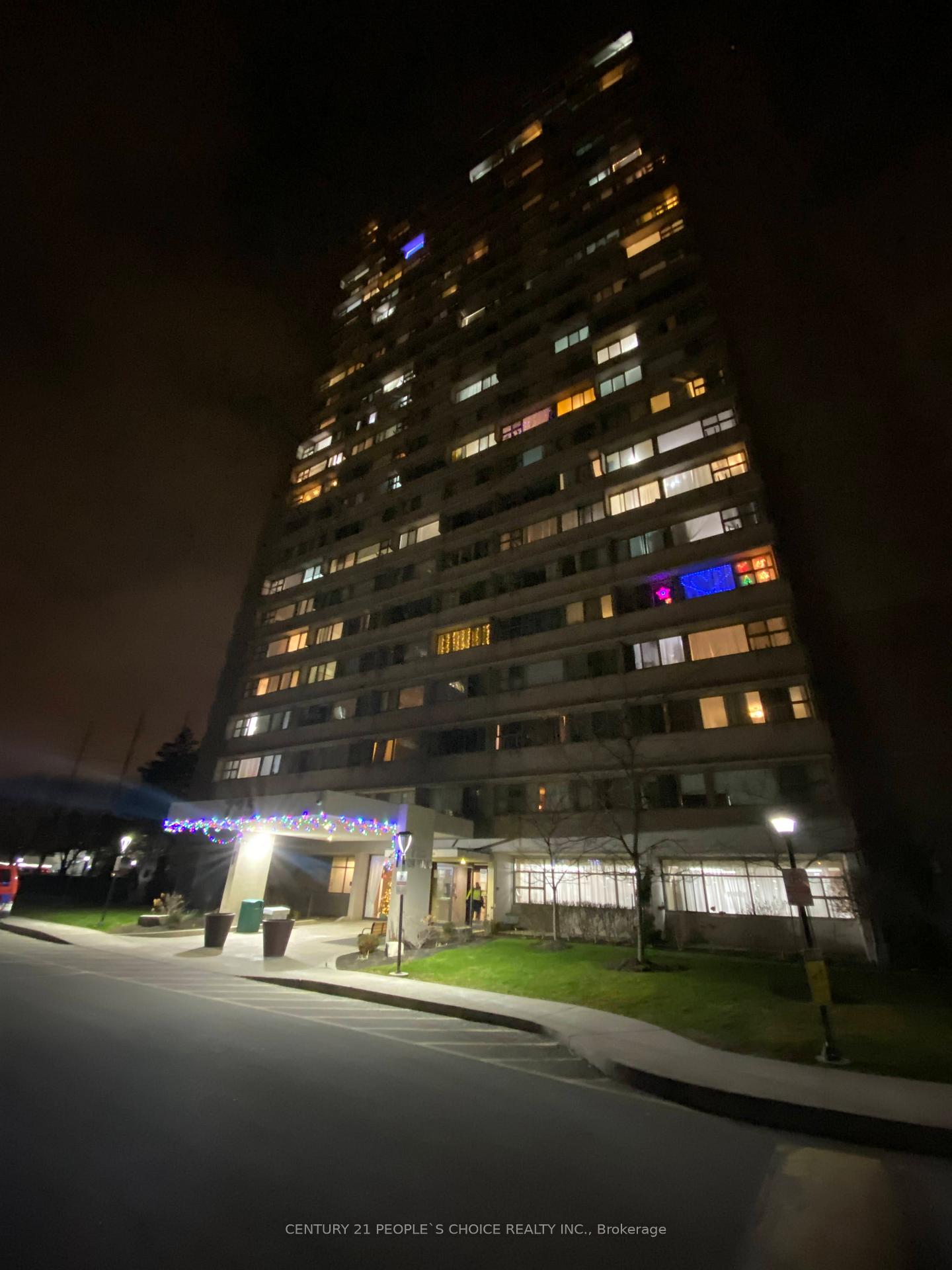 725-don-mills-road-east-york-ontario-c12797124