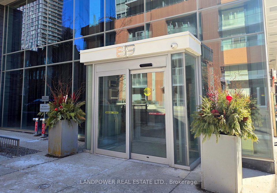 89-mcgill-street-toronto-ontario-c12797182