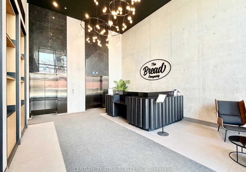 195-mccaul-street-toronto-ontario-c12797350