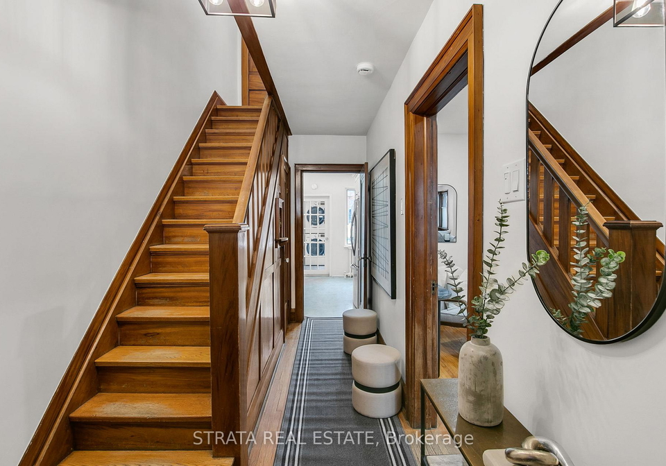 40-roe-avenue-toronto-ontario-c12797770
