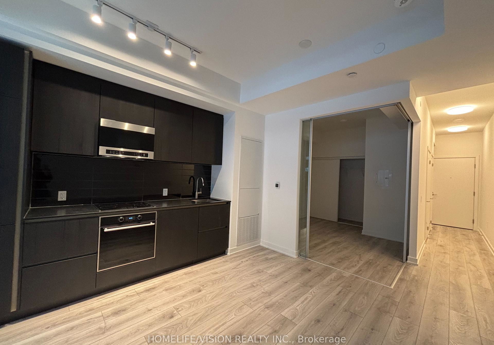 110-broadway-avenue-toronto-ontario-c12797788