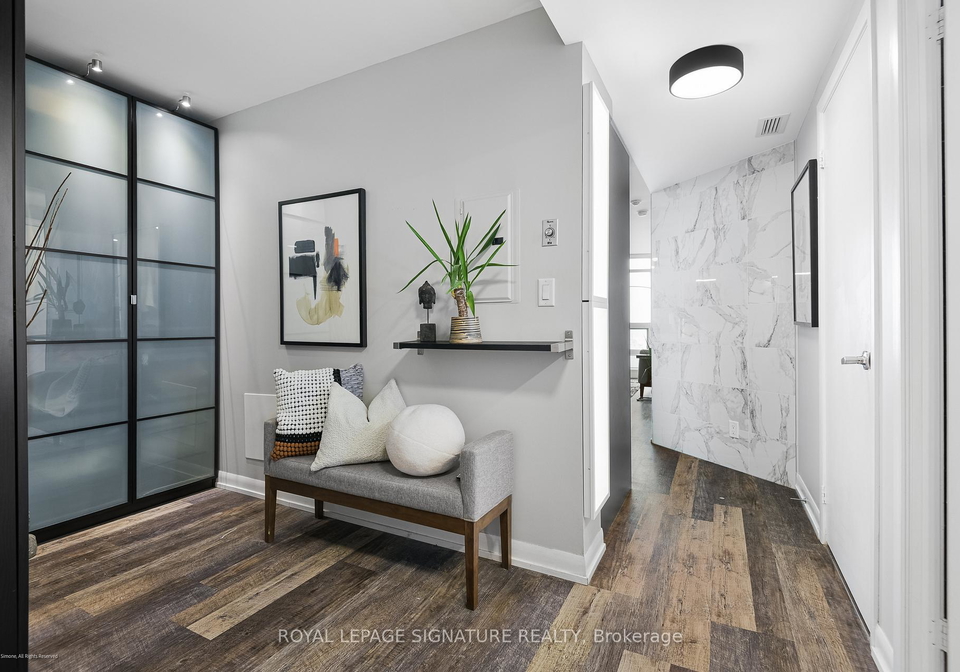 600-fleet-street-toronto-ontario-c12797900