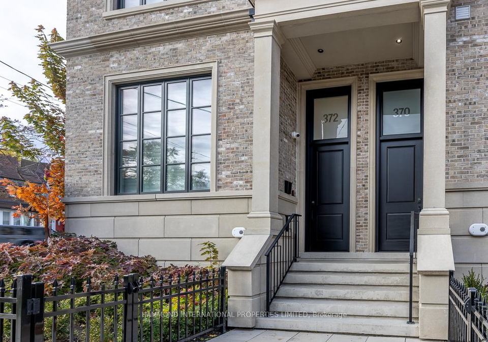 372-briar-hill-avenue-toronto-ontario-c12798166