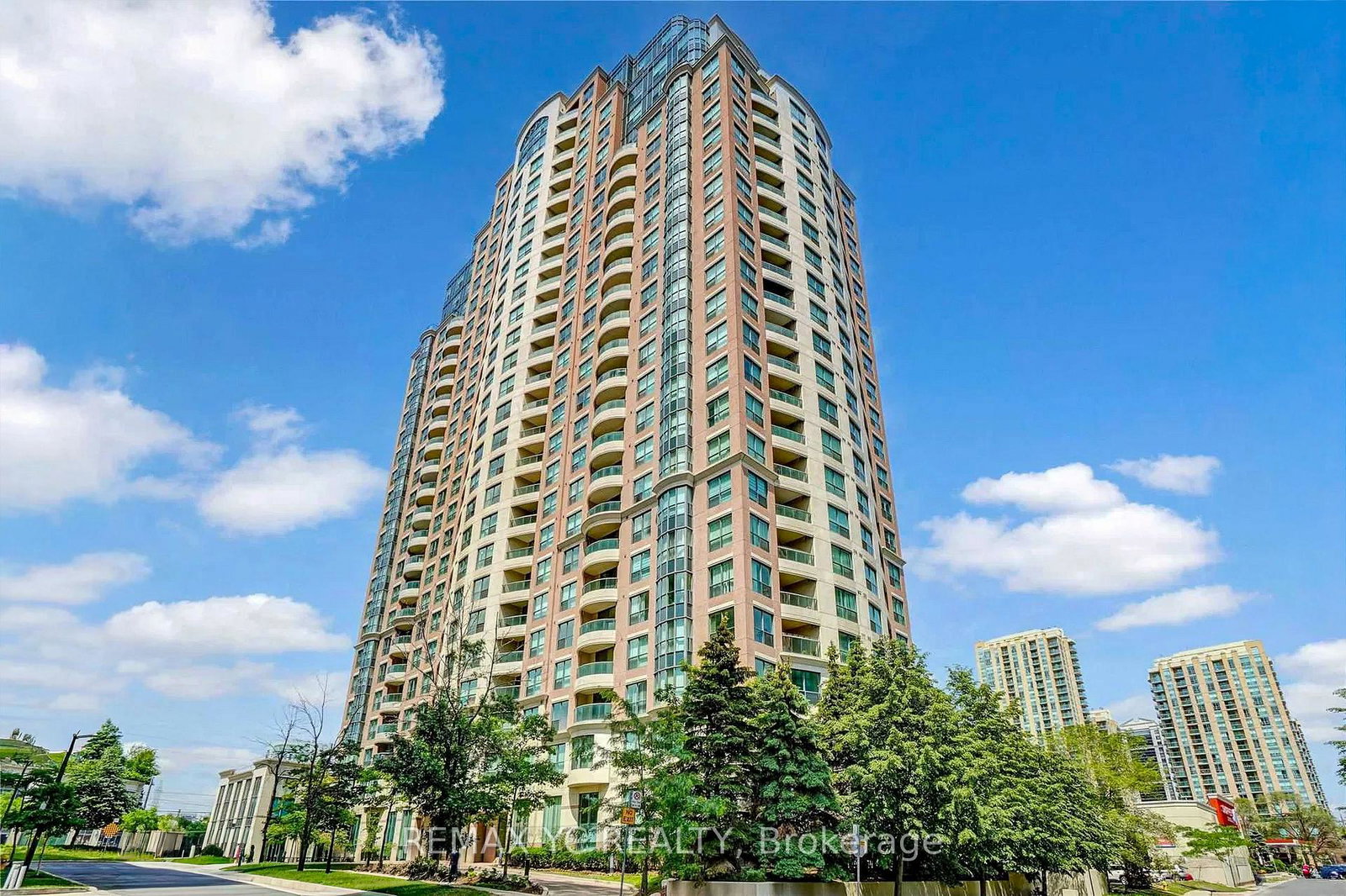 7-lorraine-drive-e-toronto-ontario-c12798368