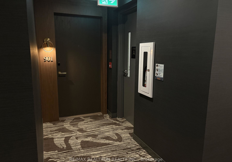 625-sheppard-avenue-e-north-york-ontario-c12798686