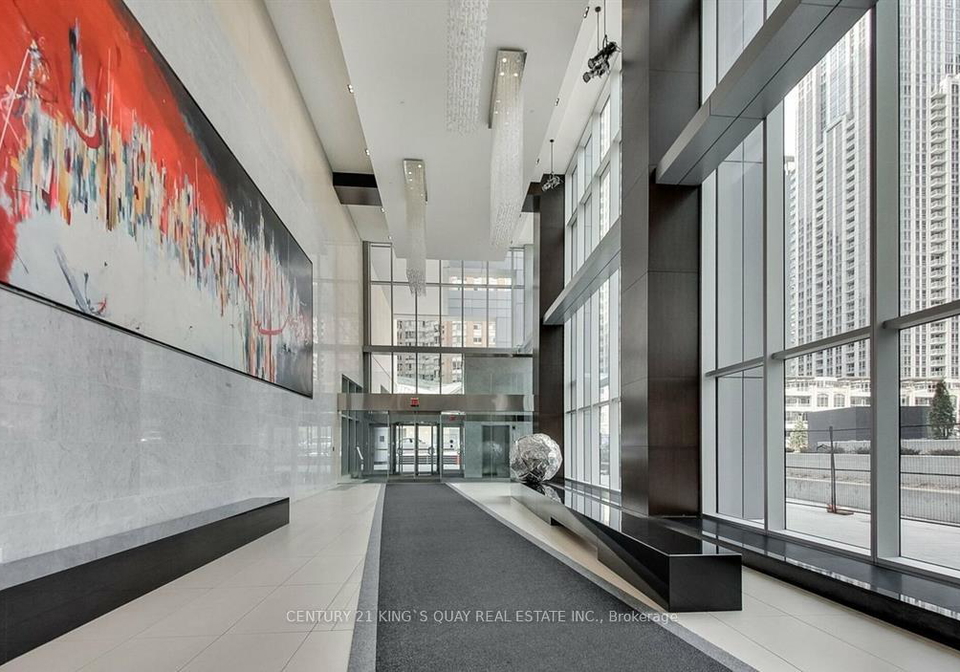 386-yonge-street-toronto-ontario-c12798954