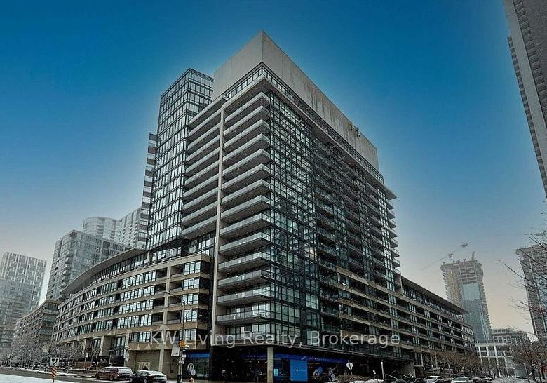 8-telegram-mews-toronto-ontario-c12798984
