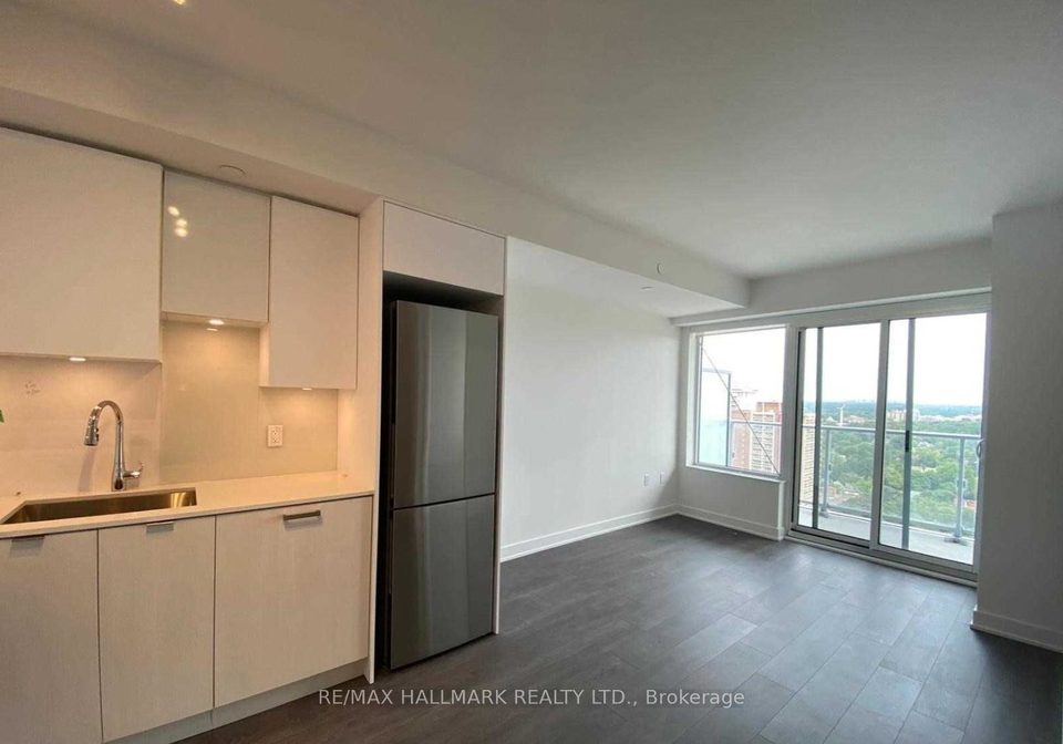 99-broadway-avenue-toronto-ontario-c12799302
