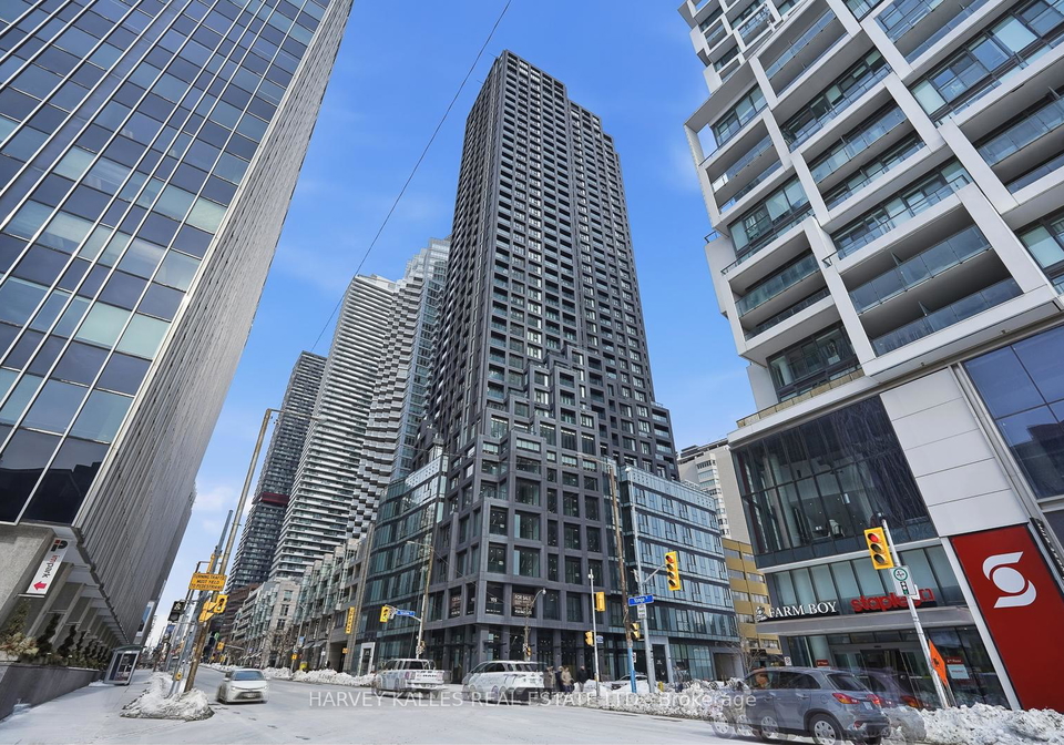 20-soudan-avenue-toronto-ontario-c12799420