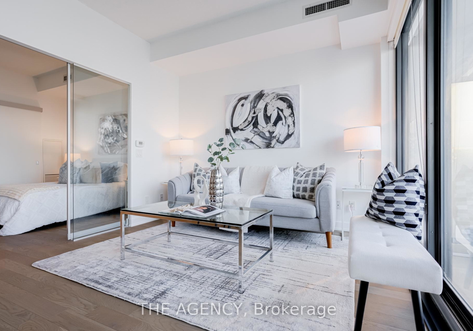 25-richmond-street-e-toronto-ontario-c12799446