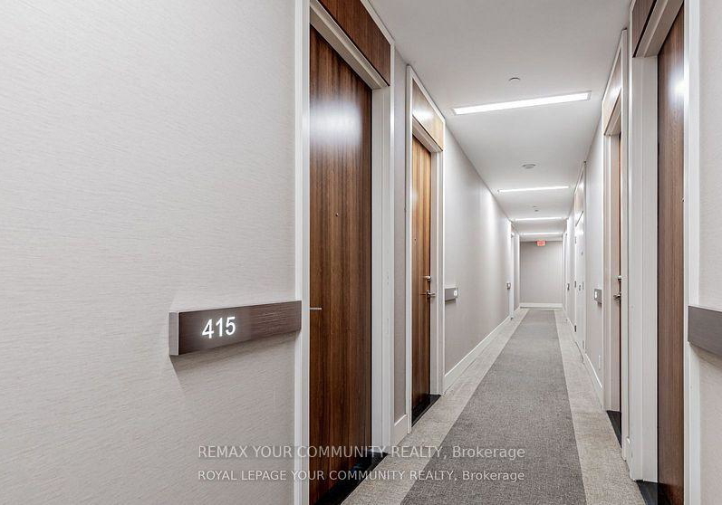 111-st-clair-avenue-w-toronto-ontario-c12799568