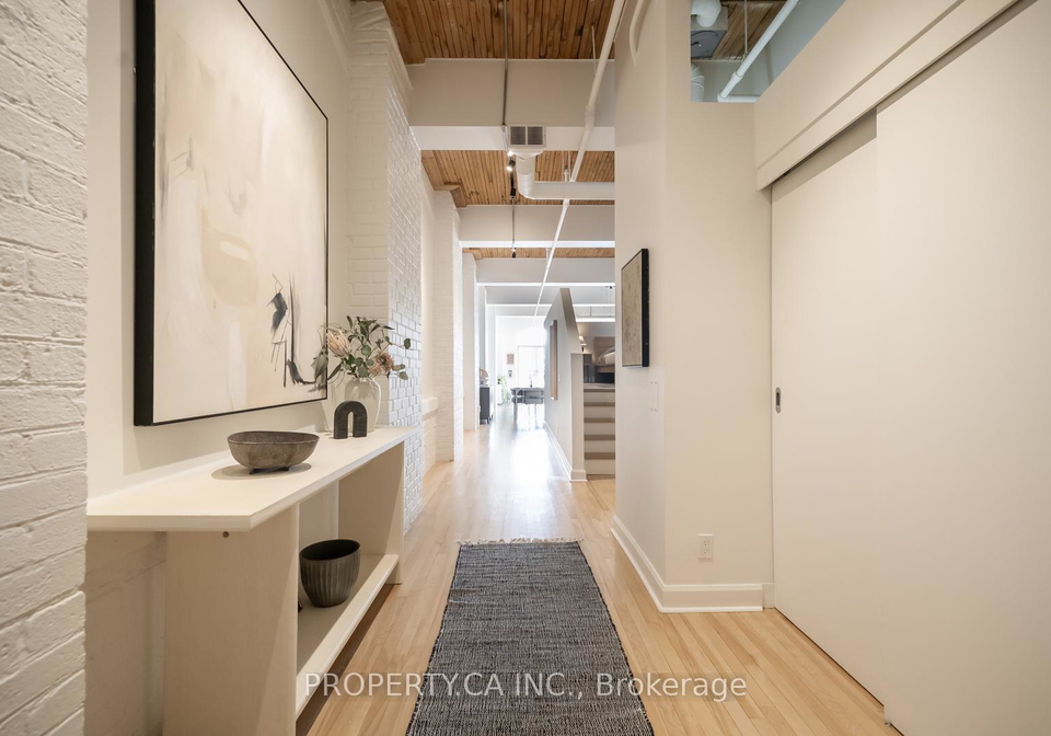 993-queen-street-w-toronto-ontario-c12799694