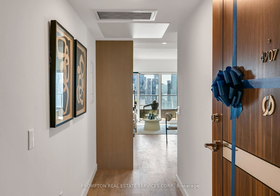 3-concord-cityplace-way-toronto-ontario-c12799746