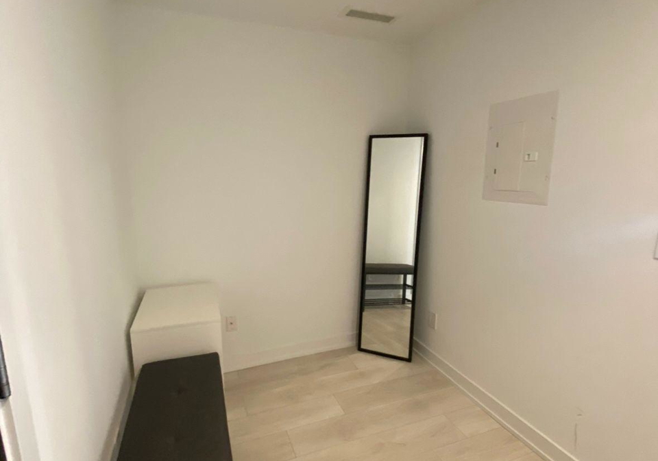 18-maitland-terrace-toronto-ontario-c12799786