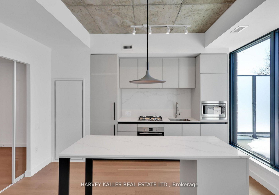 1720-bayview-avenue-toronto-ontario-c12799964