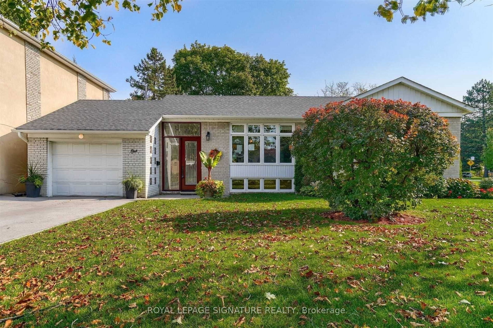 1-yewfield-crescent-north-york-ontario-c12800328
