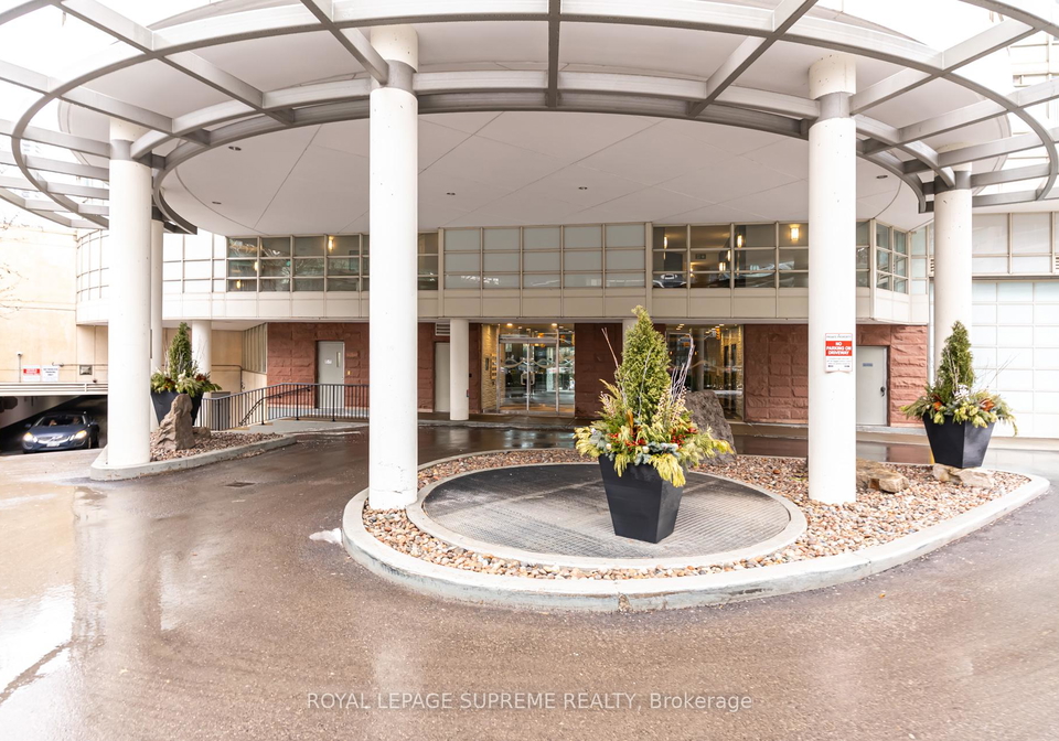 550-queens-quay-w-toronto-ontario-c12800370