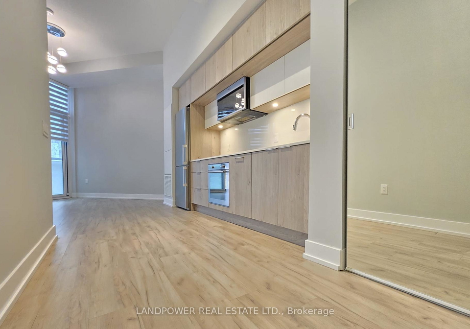 25-adra-grado-way-north-york-ontario-c12800550