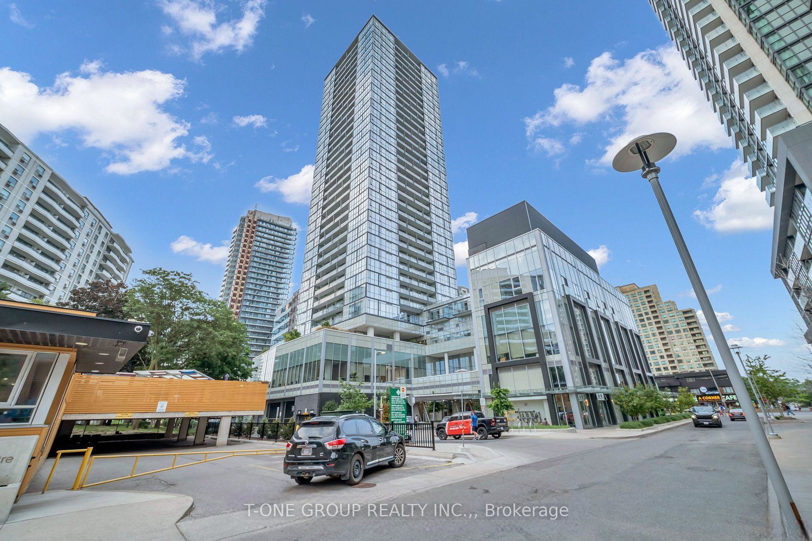 5180-yonge-street-toronto-ontario-c12800556