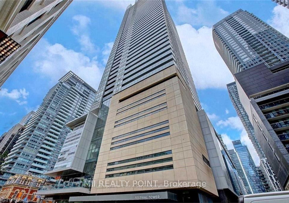 80-john-street-toronto-ontario-c12800818
