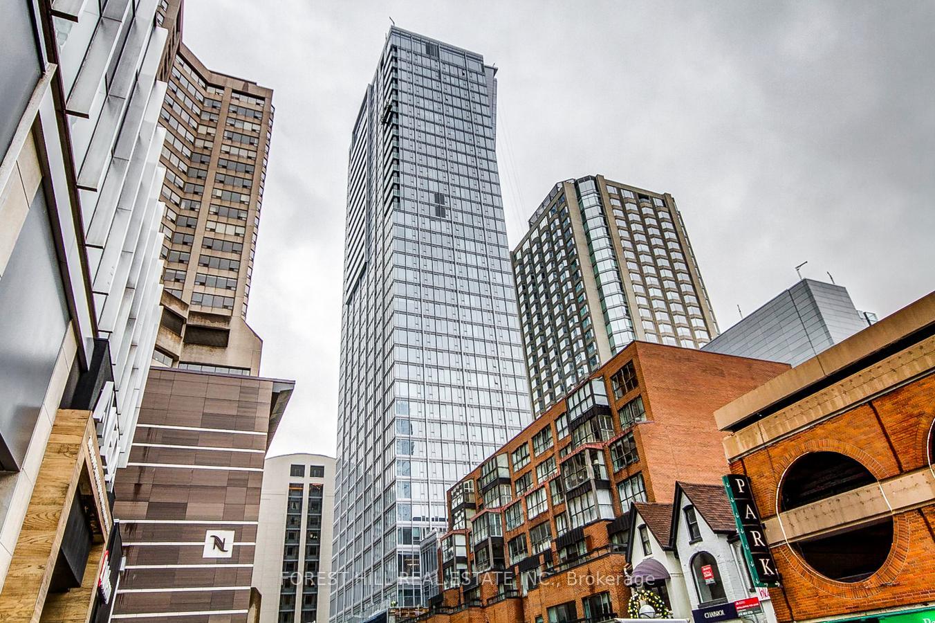 200-cumberland-street-toronto-ontario-c12801280